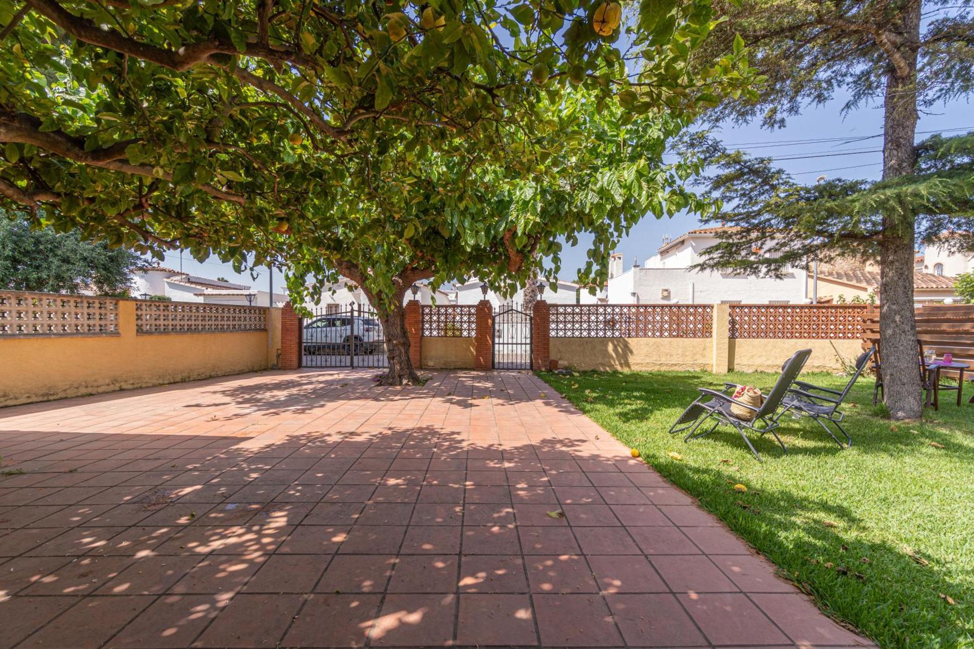 Apart-Rent Casa Con Jardin Pani 0081 Empuriabrava Luaran gambar