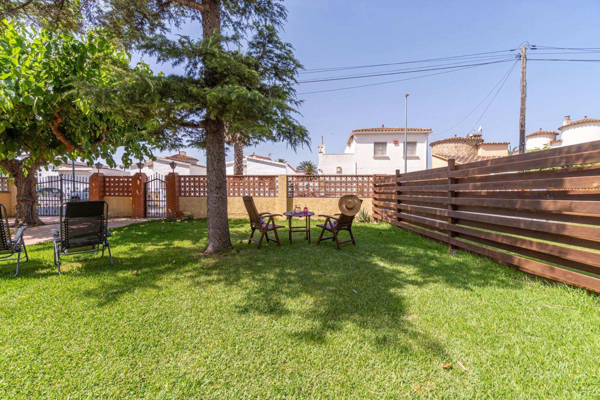 Apart-Rent Casa Con Jardin Pani 0081 Empuriabrava Luaran gambar